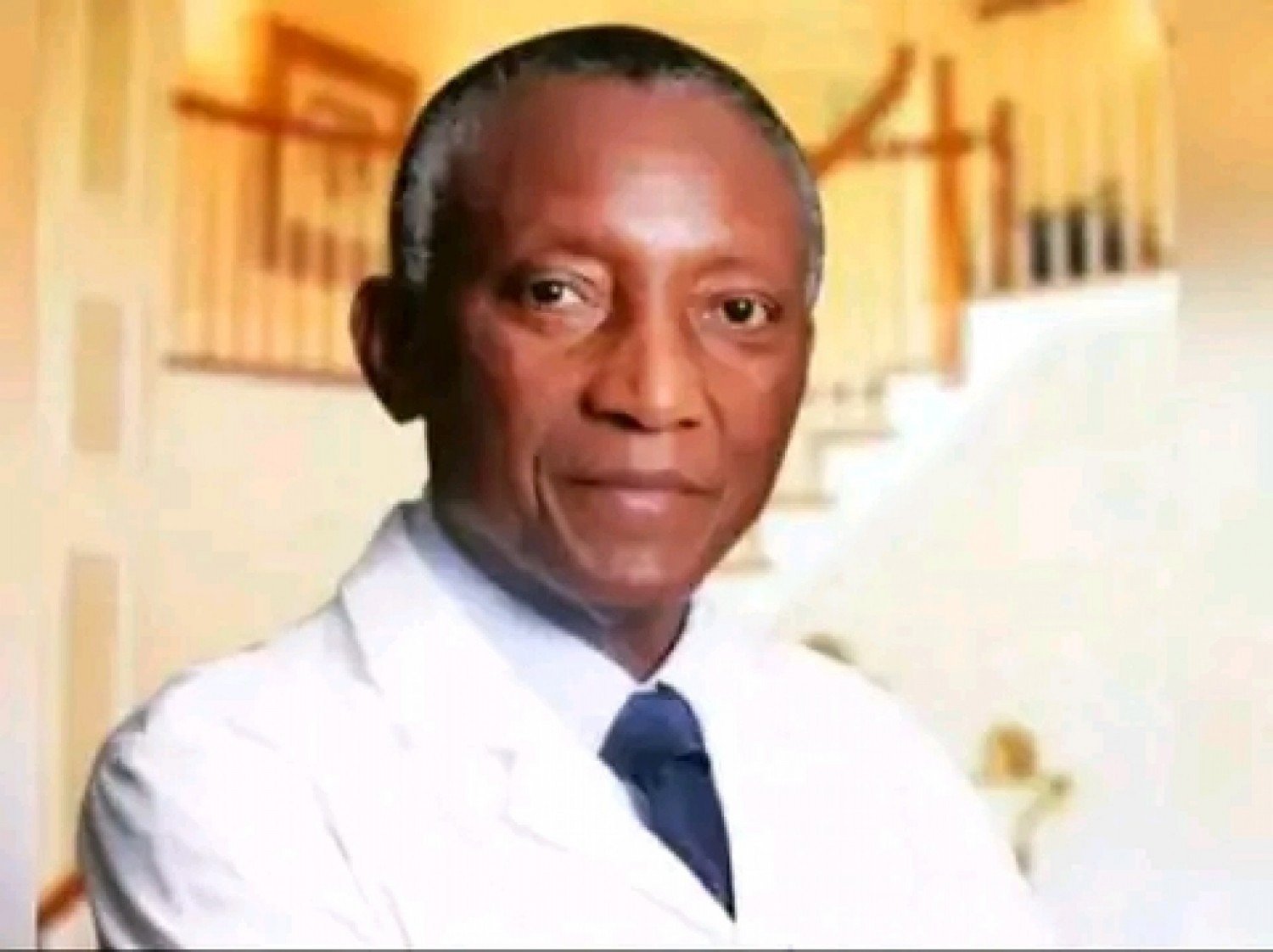 Exercice illégal de la médecine L’Ordre des médecins livre Kingsley Nembo et « La Croqueuse de Diamants » à la justice