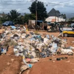 Garbage-on-the-roadside-gutters-near-a-market-Mboh-Promise–1024×575