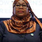 International_leaders_sign_joint_statement_at_COP26_(51649202102)_(Suluhu_crop)